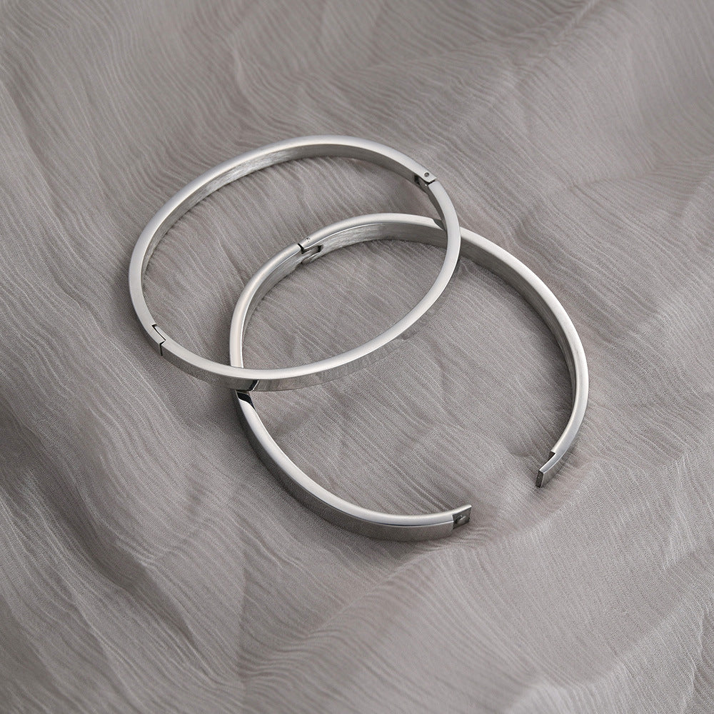 Simple Smooth Buckle Bracelet Cool Wind 4mm6mm Wide